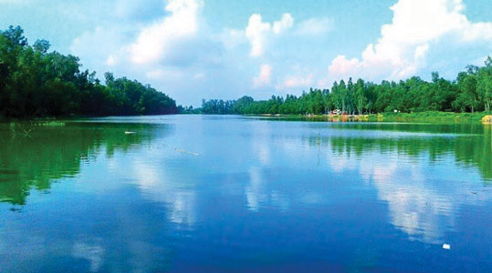 à¦ªà§à¦°à¦¾à¦•à§ƒà¦¤à¦¿à¦• à¦¸à§Œà¦¨à§à¦¦à¦°à§à¦¯à§‡à¦° à¦²à§€à¦²à¦¾à¦­à§‚à¦®à¦¿ â€˜à¦†à¦²à¦¤à¦¾à¦¦à¦¿à¦˜à§€â€™