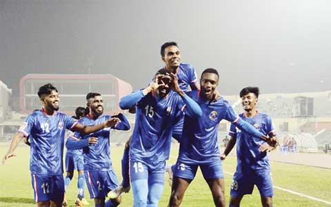 à¦›à§Ÿ à¦—à§‹à¦²à§‡à¦° à¦®à§à¦¯à¦¾à¦šà§‡ à¦¶à§‡à¦– à¦œà¦¾à¦®à¦¾à¦²à¦•à§‡ à¦°à§à¦–à§‡ à¦¦à¦¿à¦² à¦ªà§à¦²à¦¿à¦¶ à¦à¦«à¦¸à¦¿